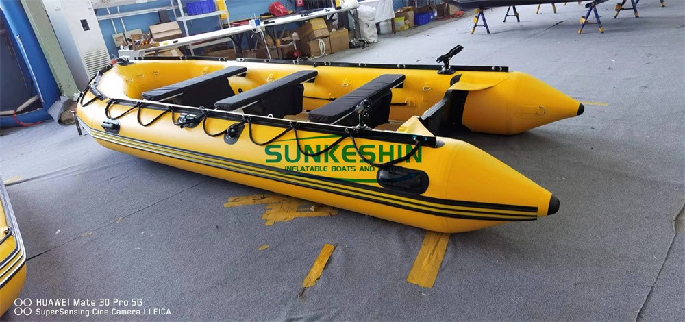 Customized Yellow 5.0m sports boat and 4.3m raft boat